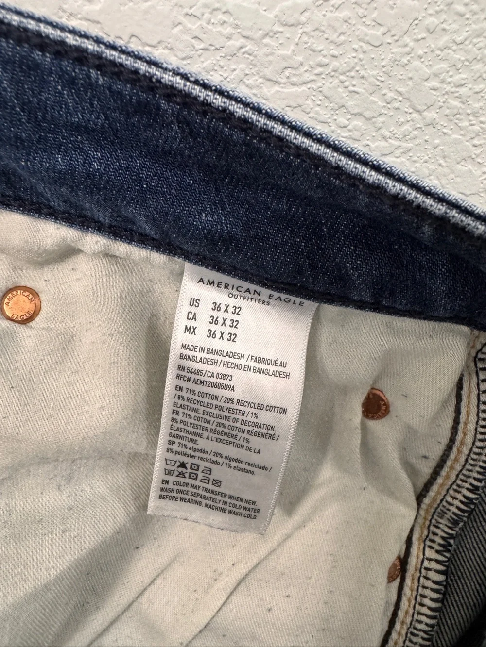 American Eagle  Mens Athletic Fit Jeans size 36